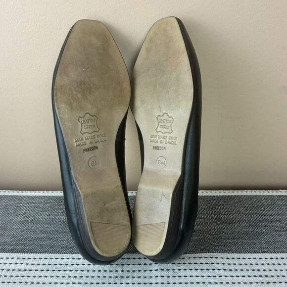 Etienne Aigner Freedom Women’s Black Leather Slip On Loafer Shoes Size 8M - Picture 7 of 8